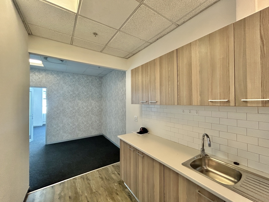To Let Commercial Property for Rent in Foreshore Western Cape